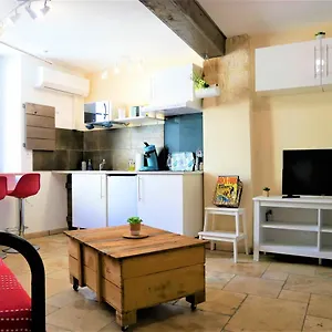 Le Travertin , Avignon France