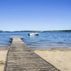 Beau-rivage Du Lac De Pareloup , Salles-Curan France